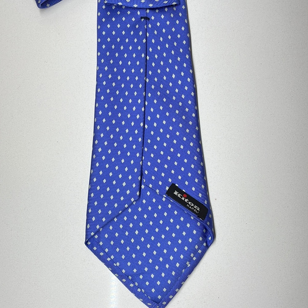 Kiton tie